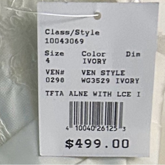 $499 New David's Bridal Ivory A-line Wedding Dress! Size 4 Un-Altered w/Tags - Picture 4 of 7